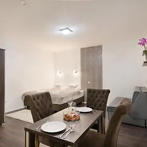 Apart-hotel Paulay Downtown