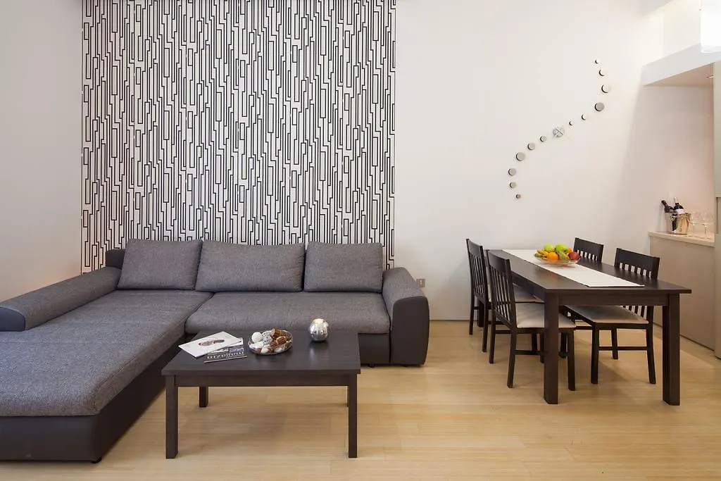 Splendid Residence Budapest 4*,